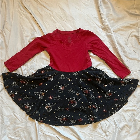 "Fire Flight" Dragons Super Twirler Dress with Pockets Size 5 - Picture 1 of 5